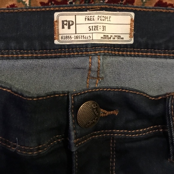 FREE PEOPLE size 31 jeans - Picture 3 of 3